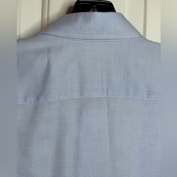 EUC CANALI Men's Light Blue Tiny Checkered Dress Shirt size 44 17.5 - Picture 3 of 10